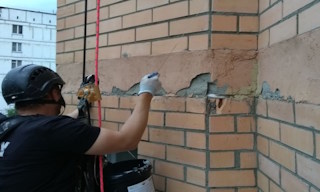 Обследование фасада здания в Люберцах в октябре